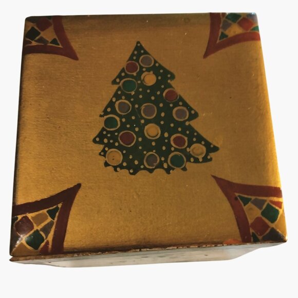 Hand Painted Wooden Christmas Tree Design Decorative Storage Box Gold Green - Picture 6 of 10